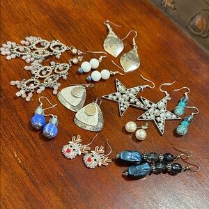 1️⃣6️⃣ 10 Pack Silver Tone Earring Bundle